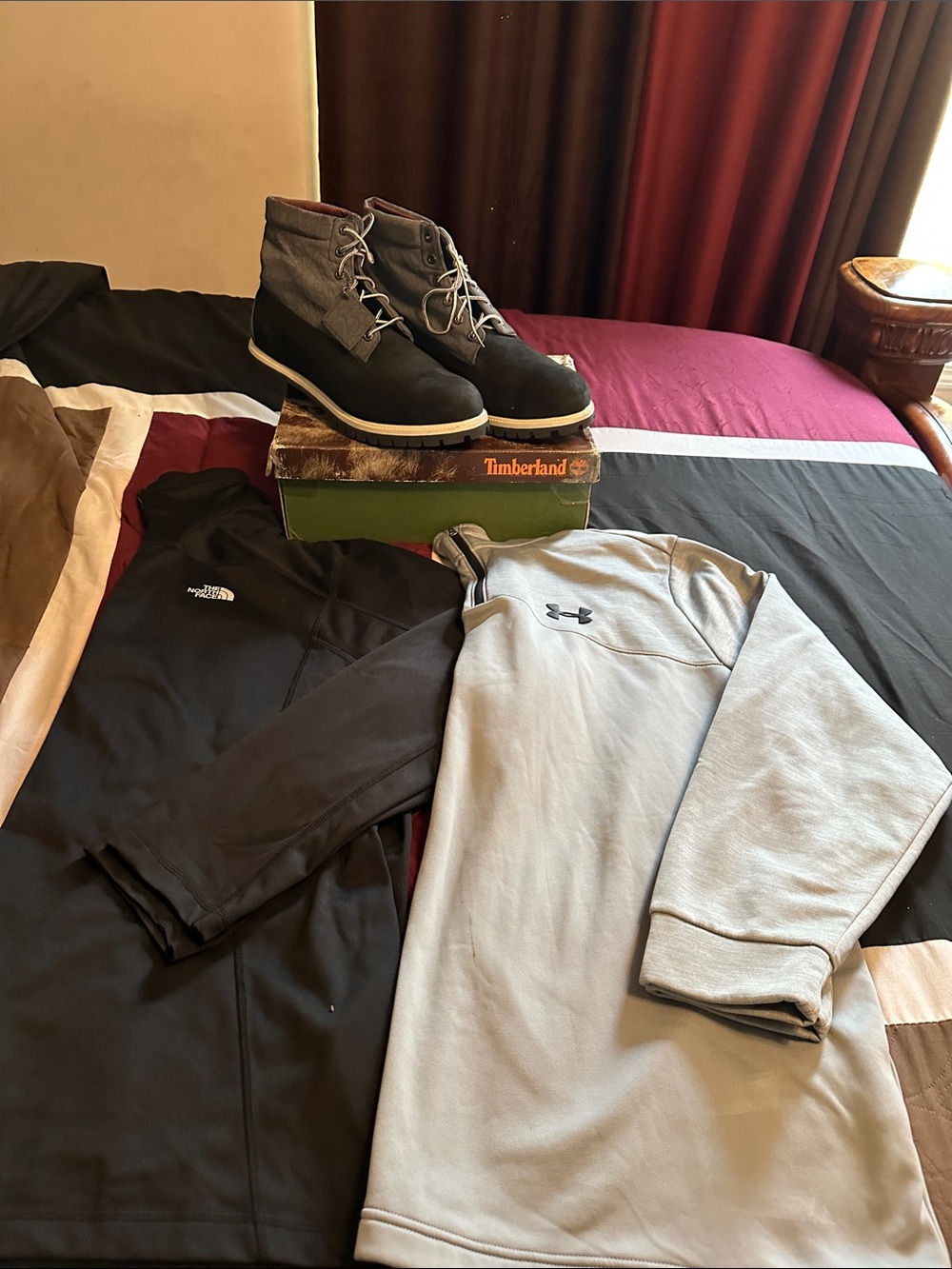 Timberland Black and Gray Men's Lace-Up Boots with Pullover Bundle